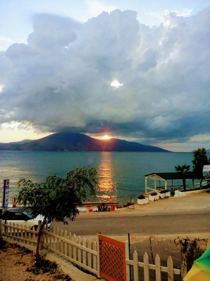 Ramo'S Cozy Beachside Haven With Panoramic Views - 2Nd Vlorë Buitenkant foto